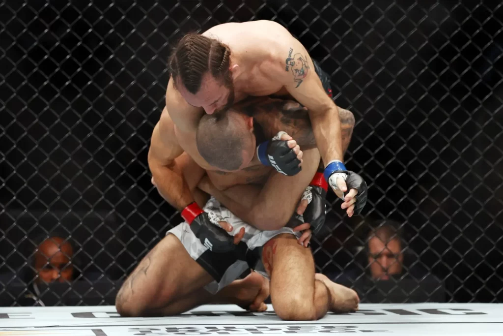UFC Vegas 105 Parlay Picks: Top 2 Picks to Bet on April 5