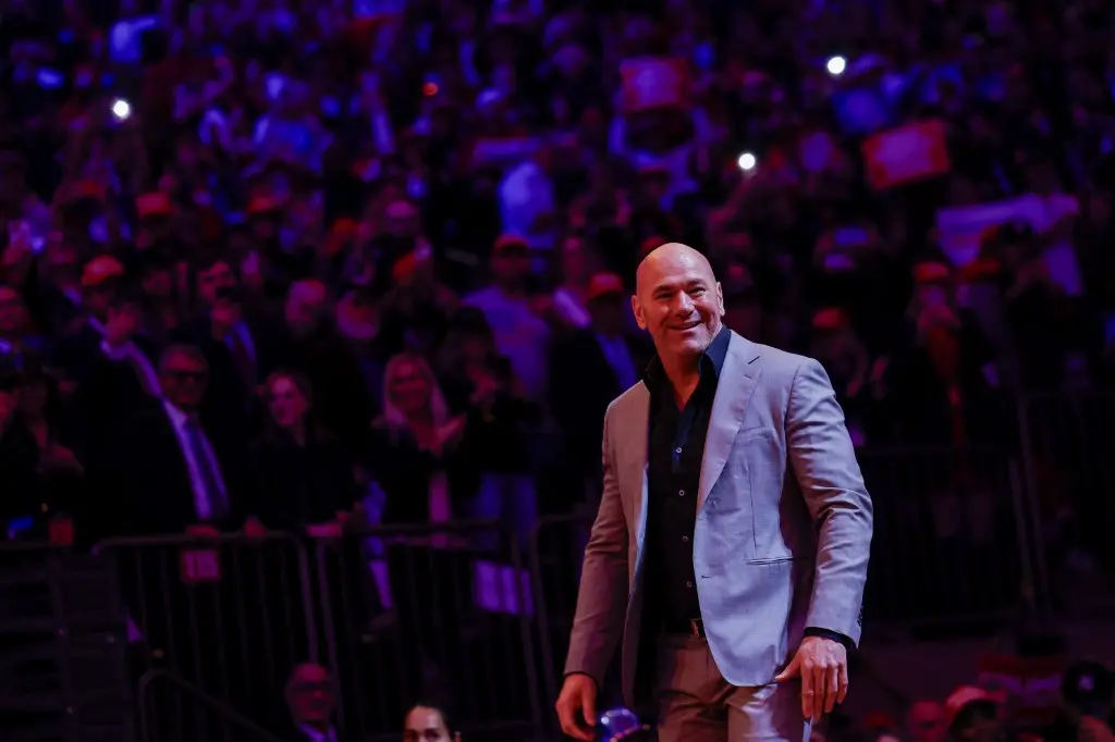 Dana White Stamps a Deadline on Whether Jones Fights Aspinall