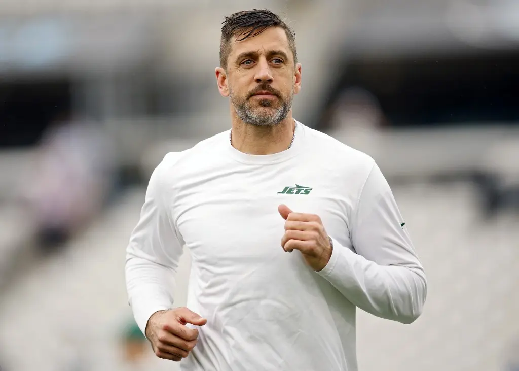What Are the Season Expectations for the Aaron Rodgers and Steelers Partnership?