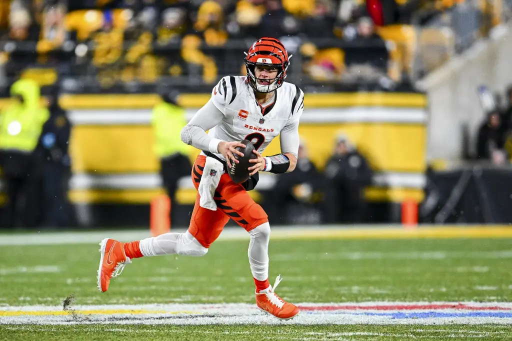 NFL 2025 Season Awards: Best Early Bets for MVP, DPOY and OROY