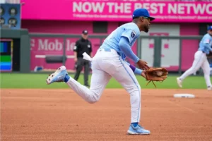 Royals vs Guardians Prediction, MLB Prop Bets And Parlay Picks for Tuesday, 9/9: Bet Kansas City, Garcia To Even Series