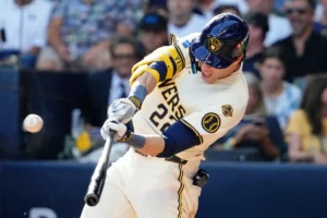 Cubs vs Brewers MLB Playoff Prediction, Prop Bets and Parlay Picks for Game 2, 10/6