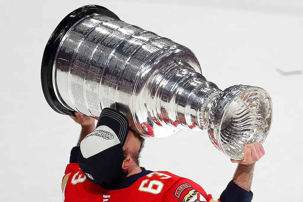 The Craziest Things Players Have Ever Done with the Stanley Cup